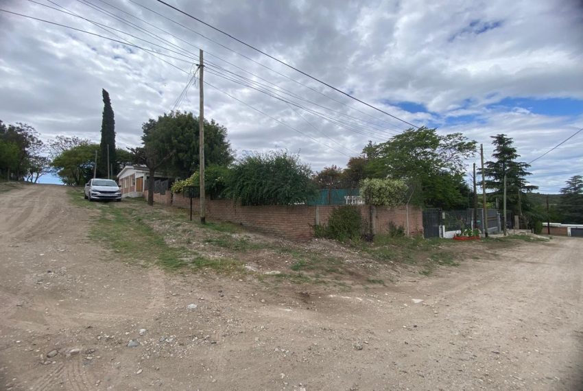 WhatsApp Image 2025-10-29 at 2.29.47 PM (1)